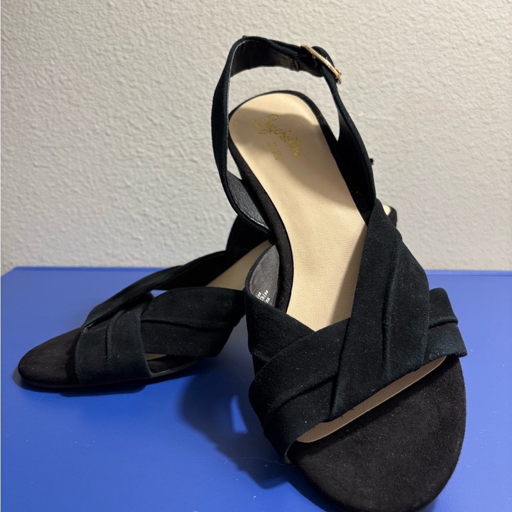 Seychelles Black Crisscross Sandals
